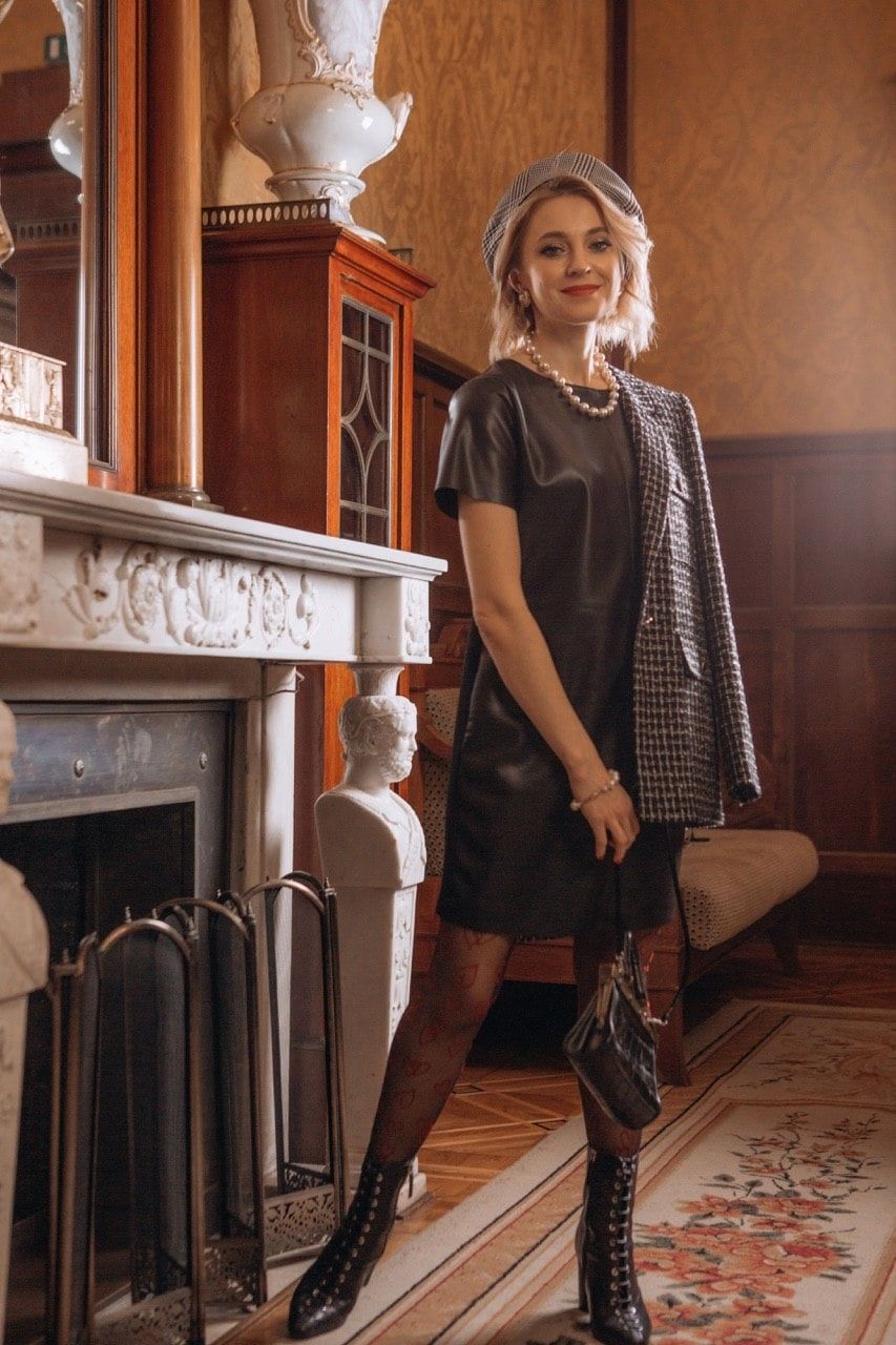 Teshik porno galereyasi